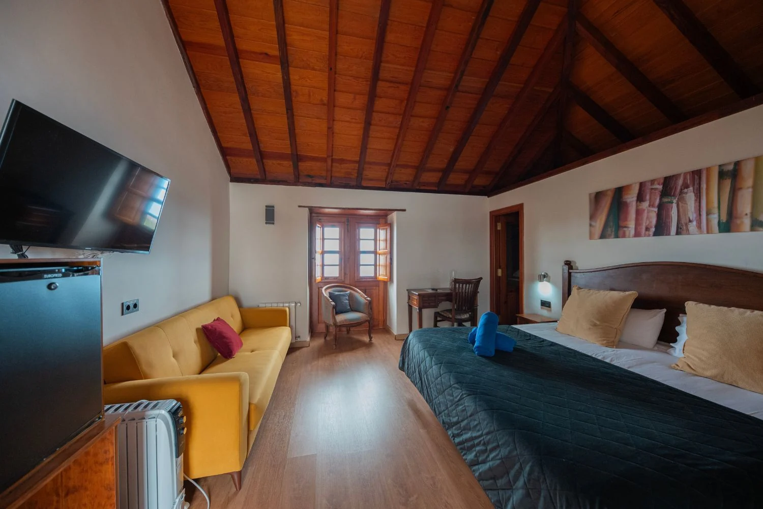 Canarian heritage suite: existing property photograph